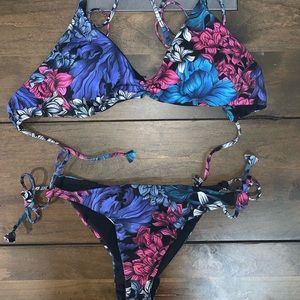 Lululemon Shoreline bikini set